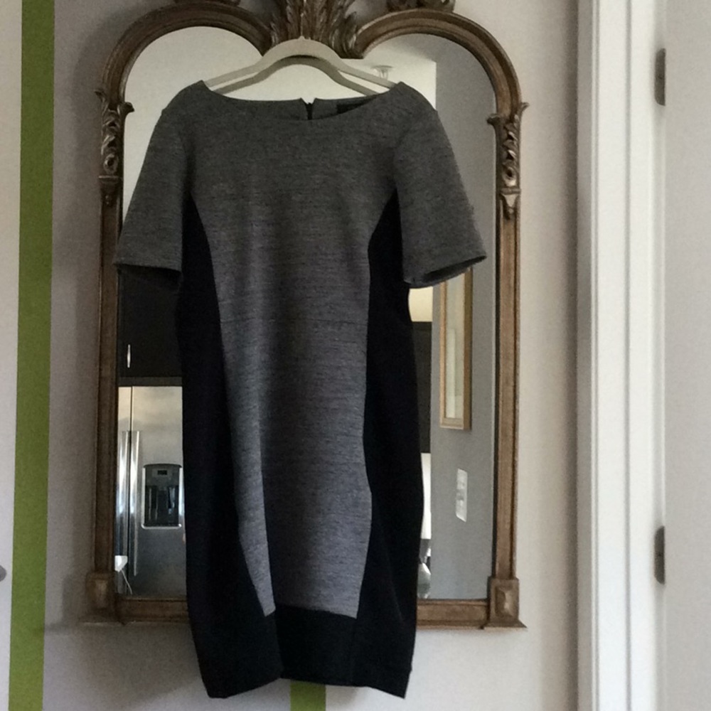 JCrew dress like new. Great for work!